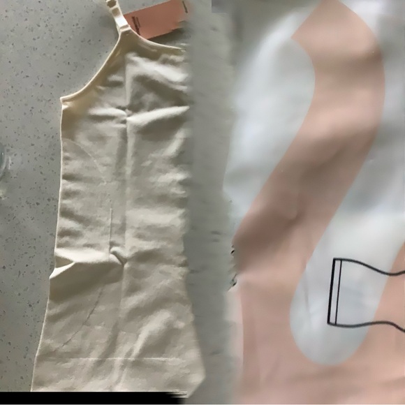 Shapermint Cami x2 - Picture 2 of 7